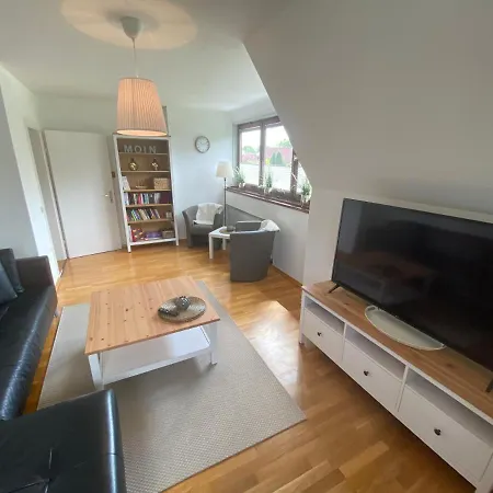 Ferienwohnung Mit Balkon Und Eingezaeunten Garten Aurich Extérieur photo
