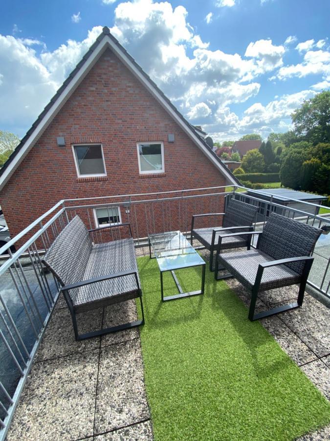 Ferienwohnung Mit Balkon Und Eingezaeunten Garten * Aurich